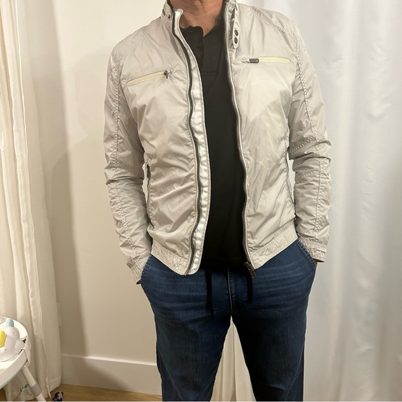 Zara windbreaker Jacket - Picture 3 of 10